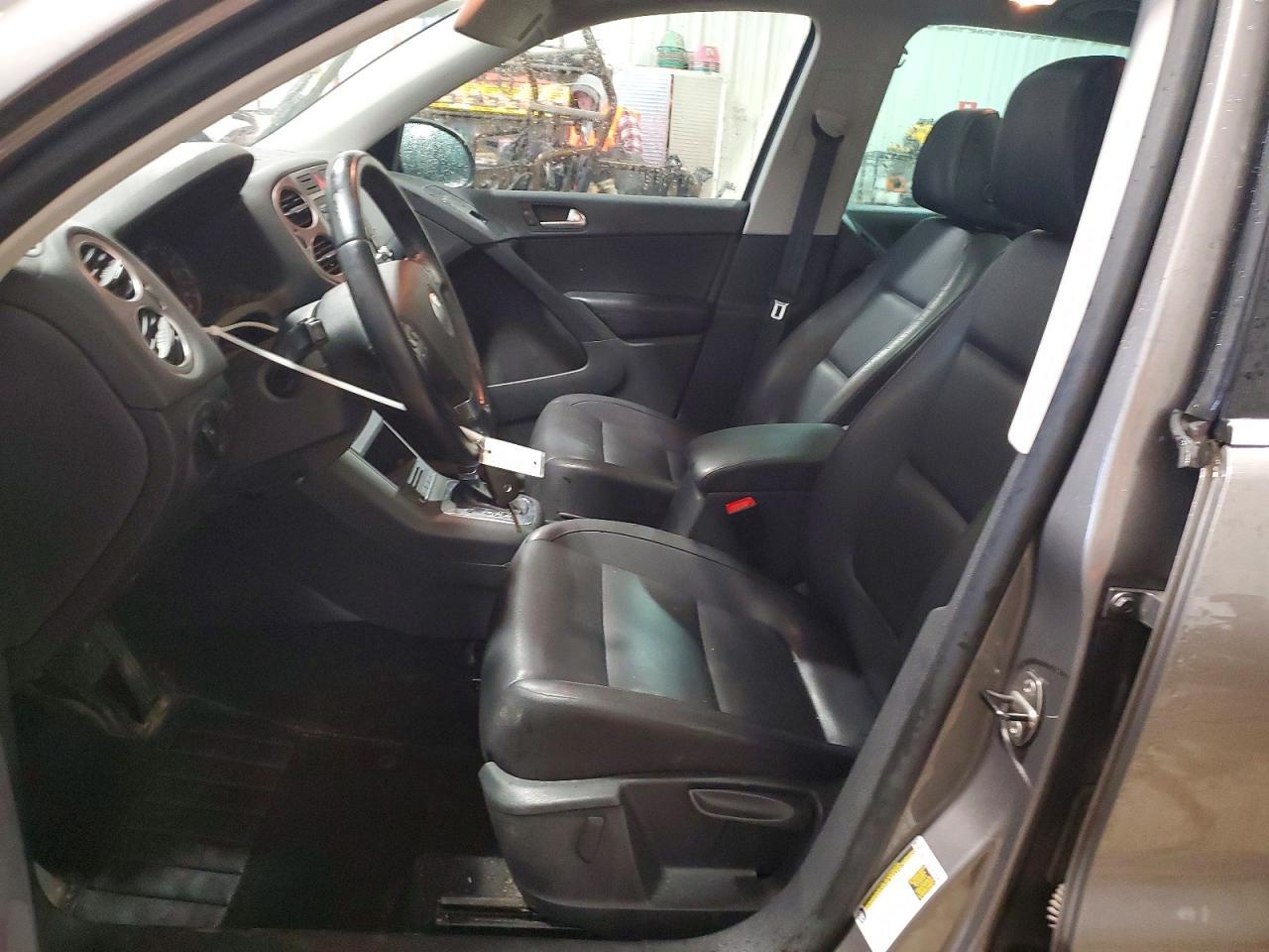 2010 Volkswagen Tiguan se