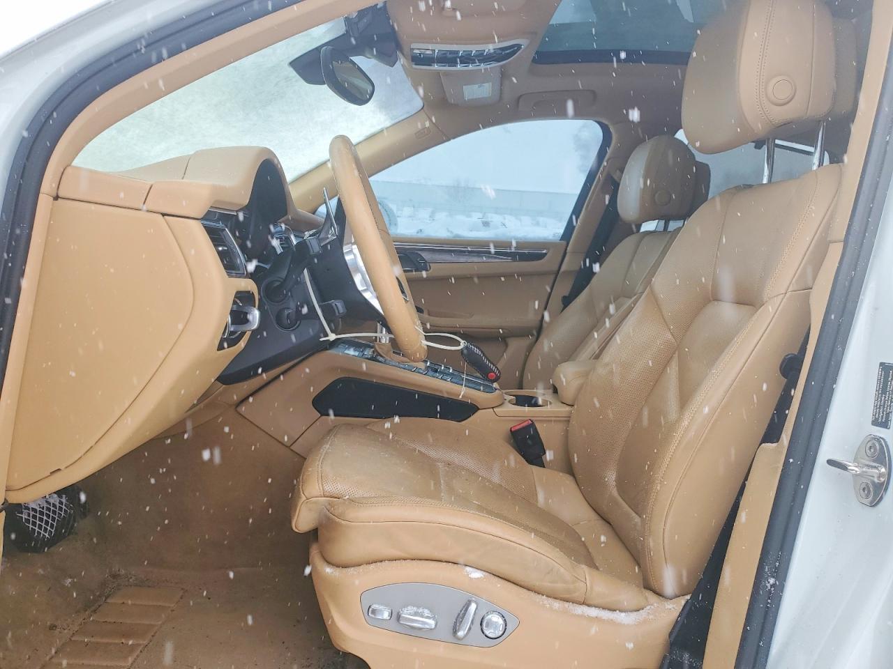 2016 Porsche Macan s