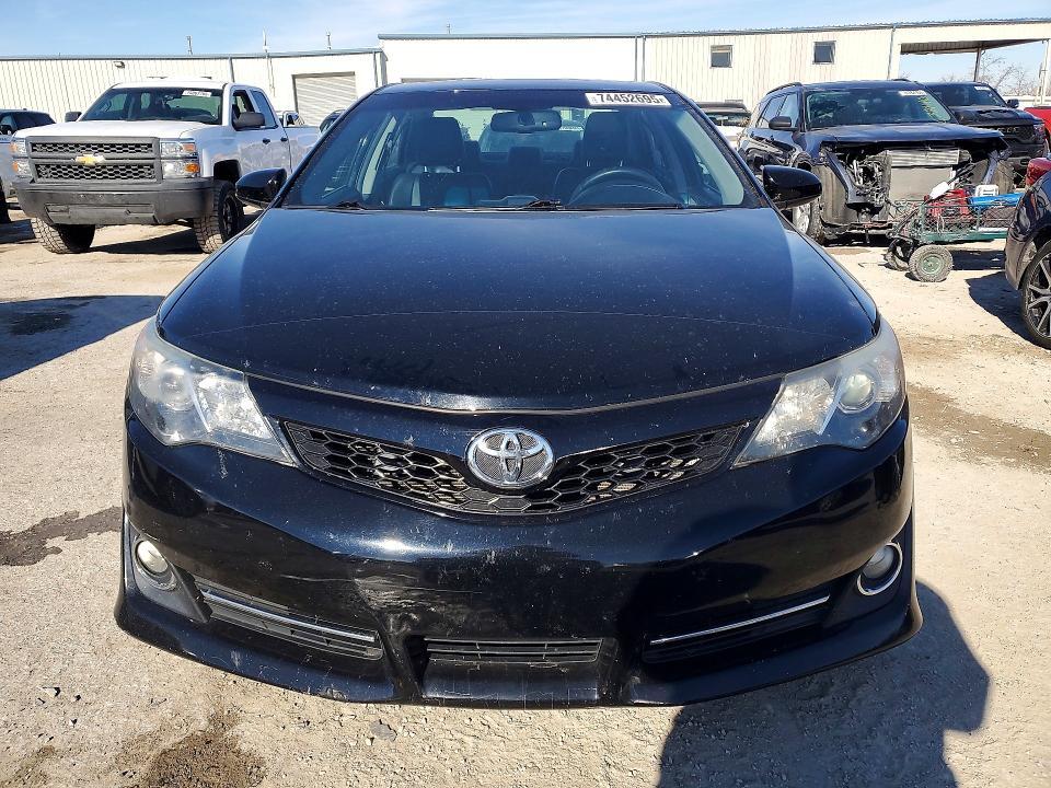 2012 Toyota Camry se