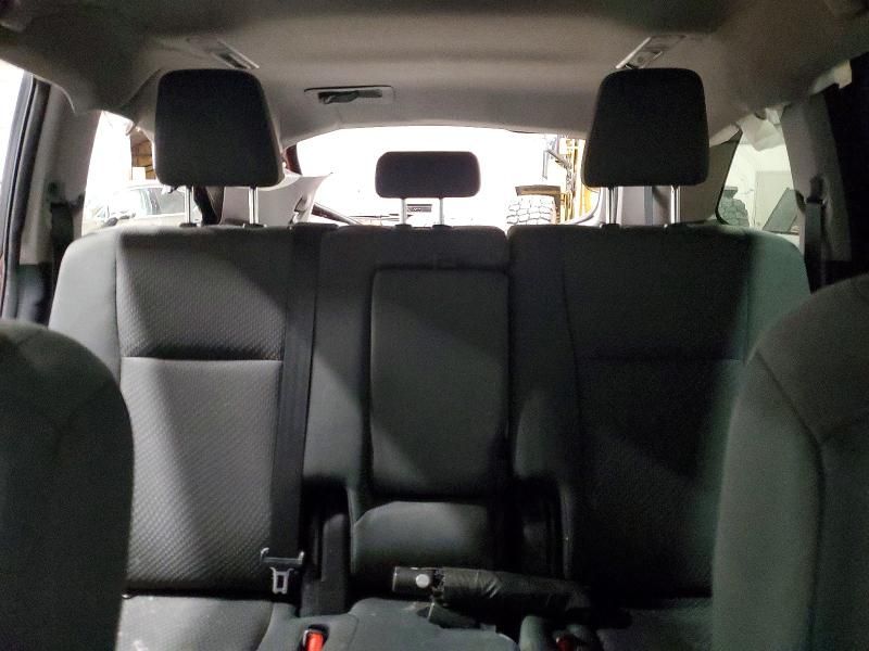 2018 Toyota Highlander le