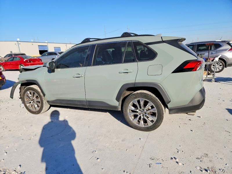 2019 Toyota Rav4 xle Premium