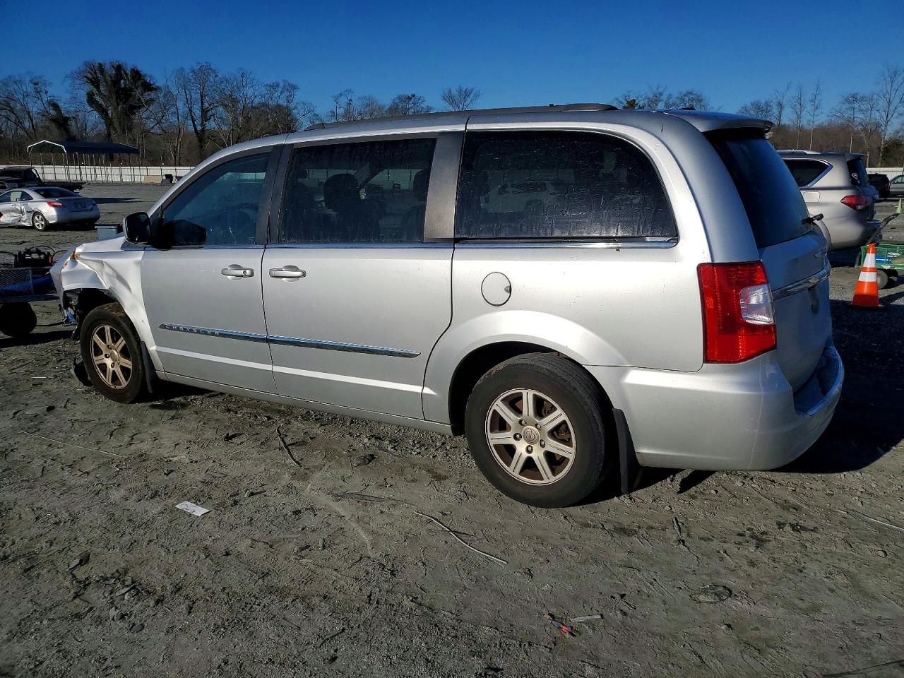 2011 Chrysler Town & Country Touring