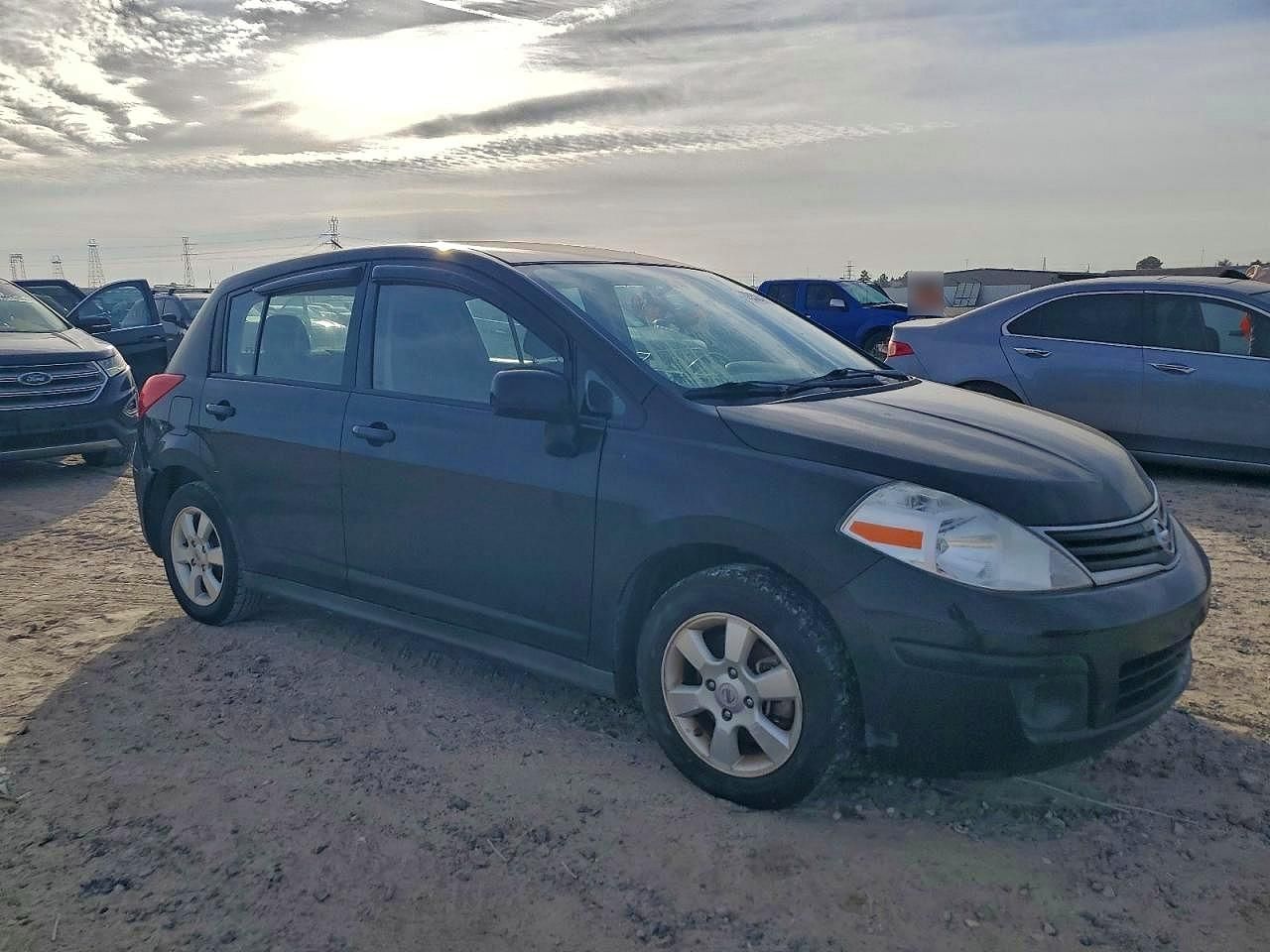 2012 Nissan Versa s