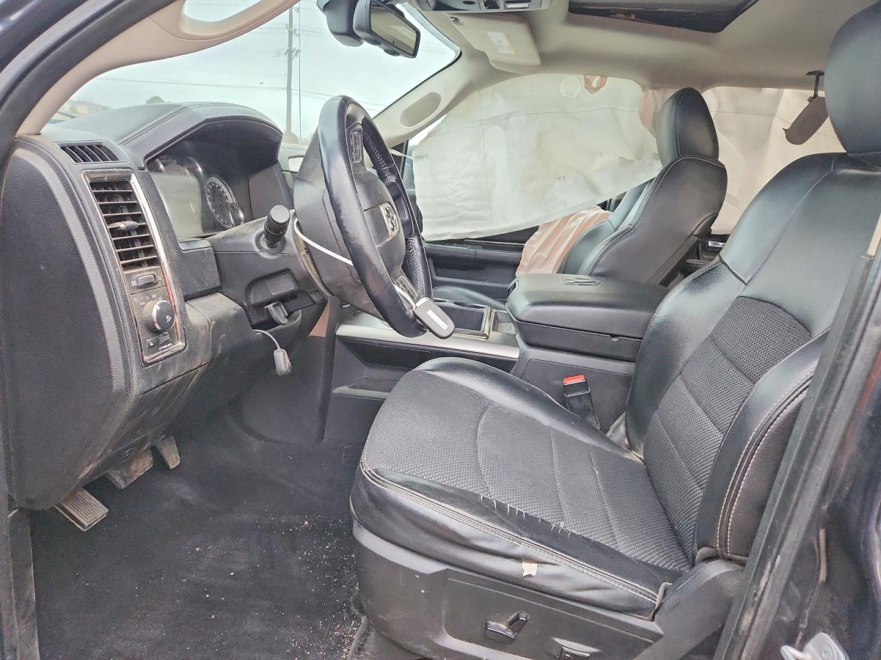 2014 Dodge RAM 1500 Sport