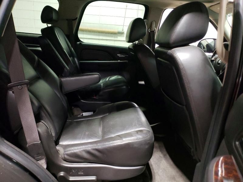 2010 GMC Yukon Denali