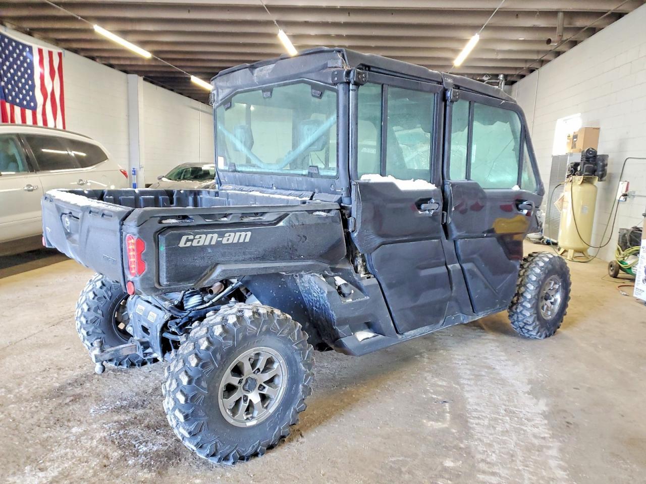 2024 Can-Am Defender Utility Vehicle