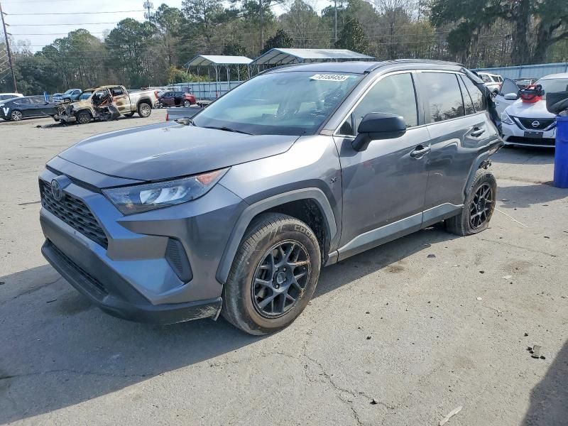 2021 Toyota Rav4 le
