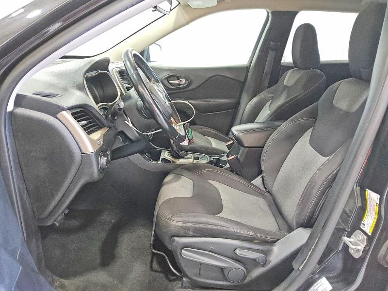 2015 Jeep Cherokee Sport