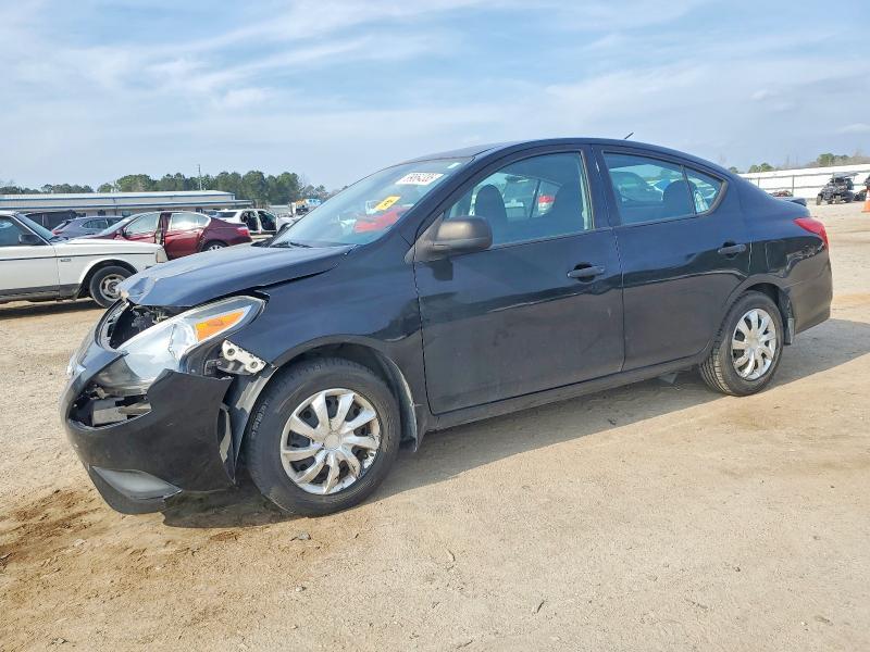 2015 Nissan Versa s