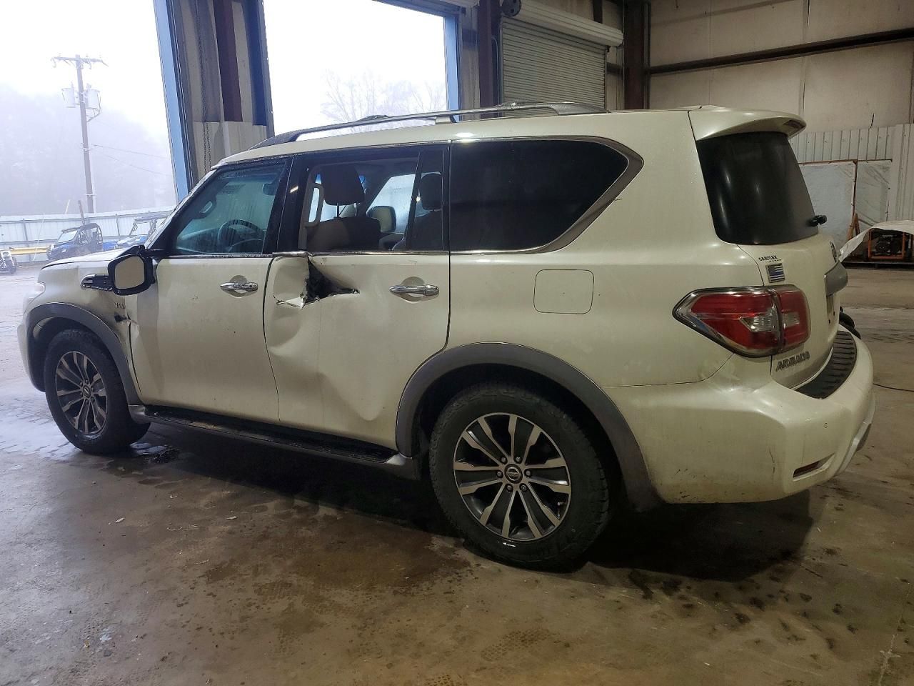 2017 Nissan Armada sv