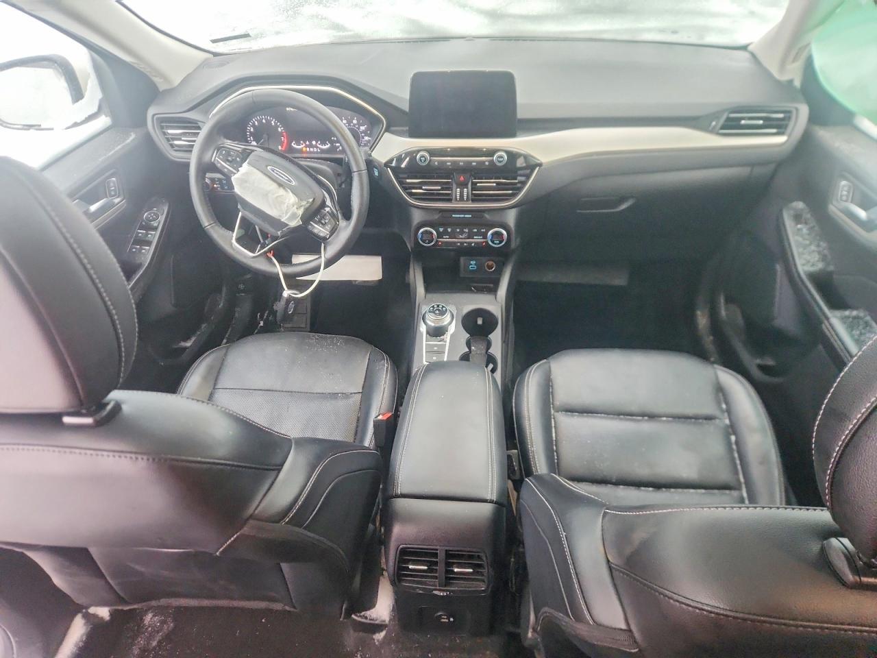 2021 Ford Escape sel