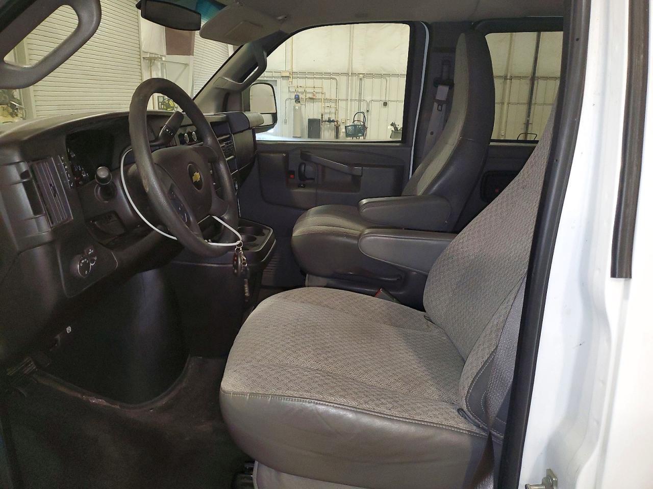 2017 Chevrolet Express G3500 LT