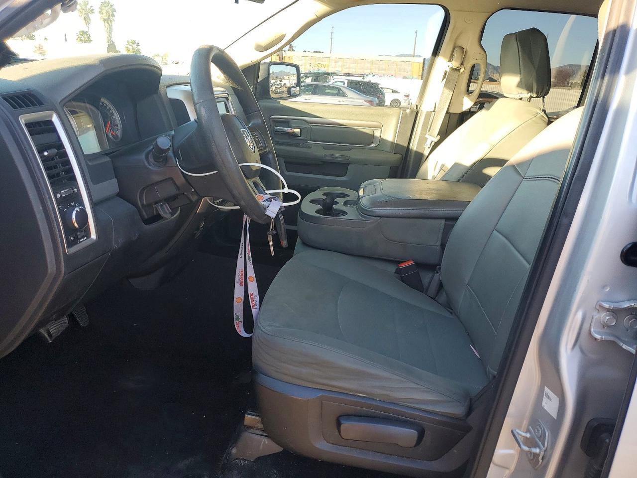 2016 Dodge RAM 1500 SLT