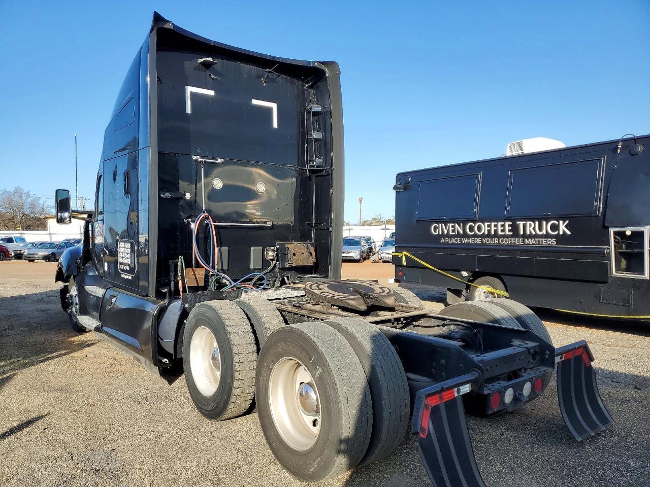 2020 Kenworth T680 Semi Truck