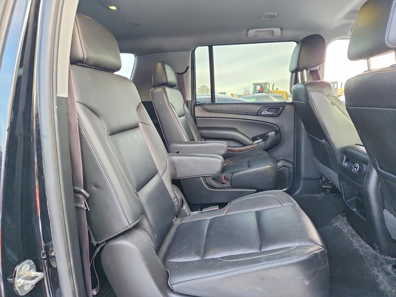 2017 Chevrolet Suburban K1500 lt