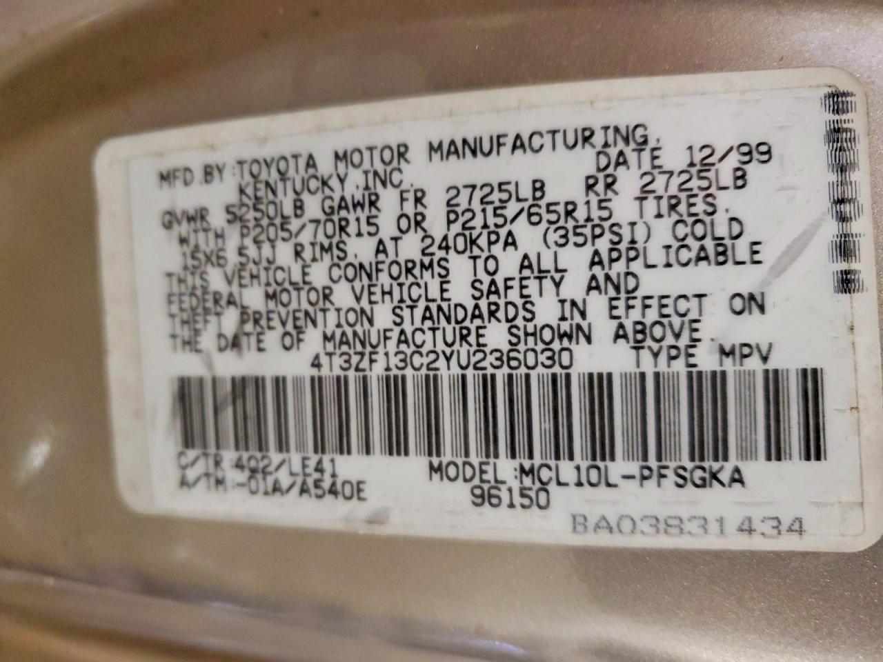 2000 Toyota Sienna le