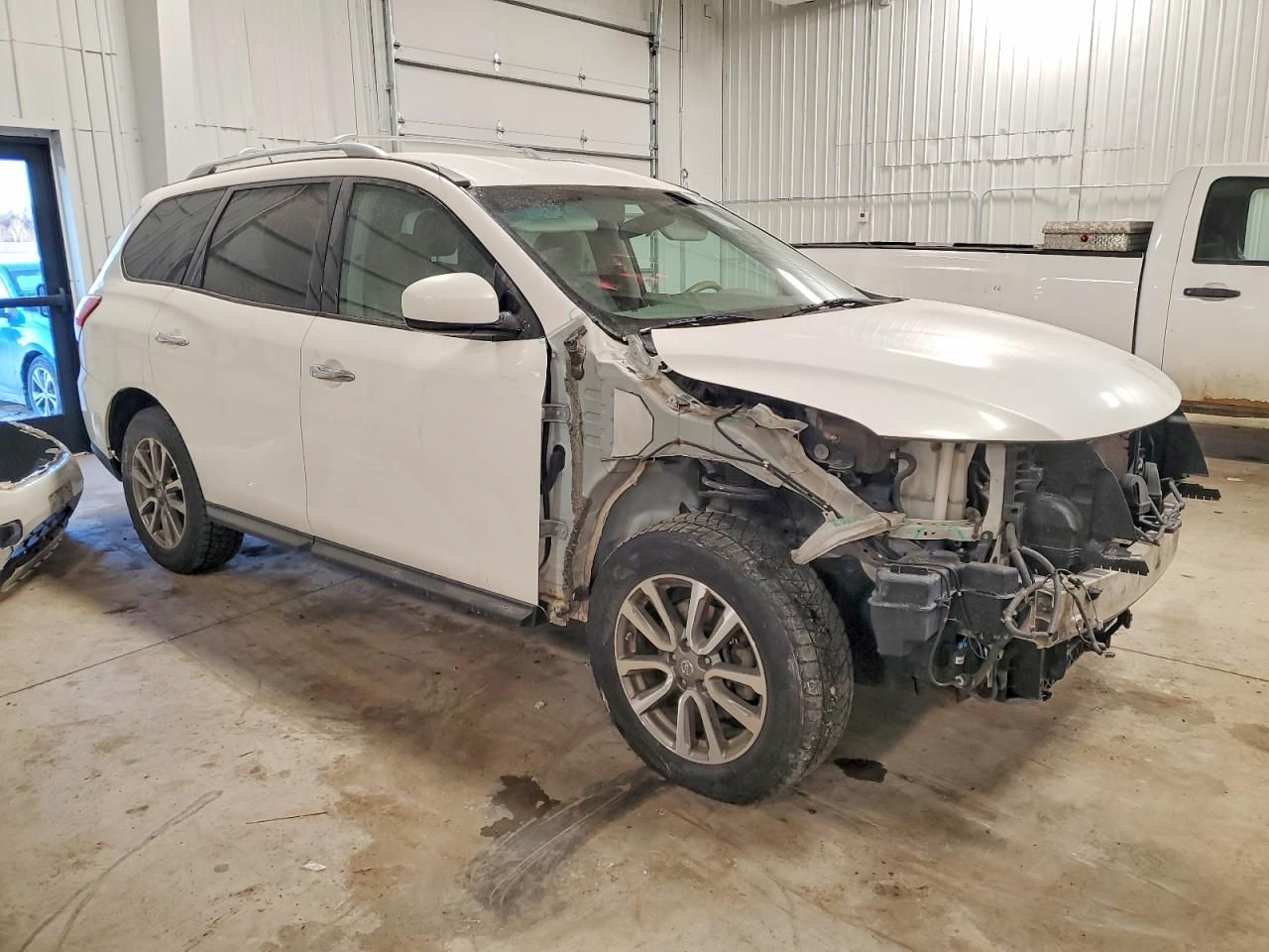 2013 Nissan Pathfinder s