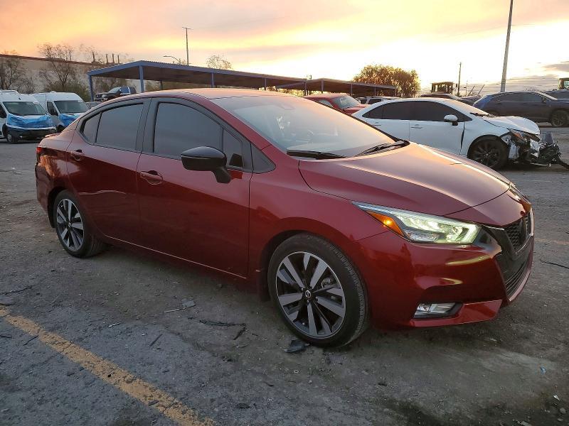 2021 Nissan Versa sr