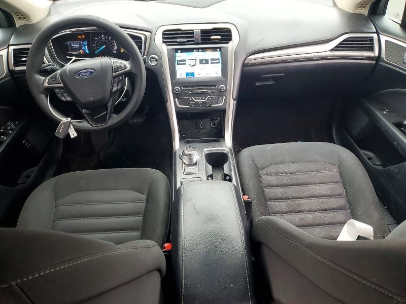 2017 Ford Fusion se Hybrid