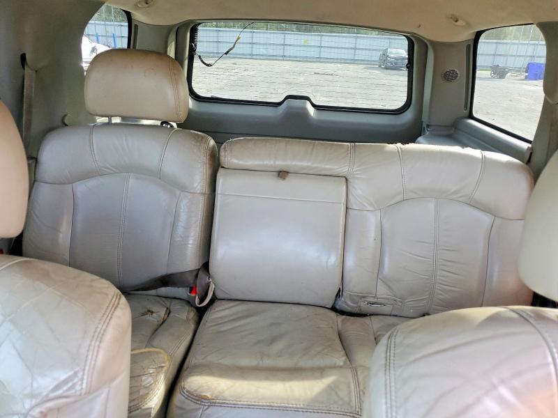 2002 Chevrolet Tahoe C1500