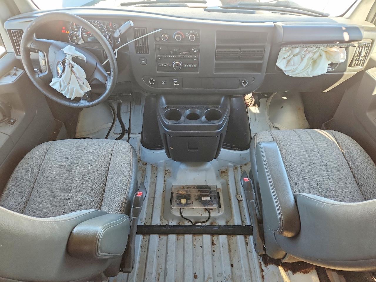 2011 Chevrolet Express G3500 LT
