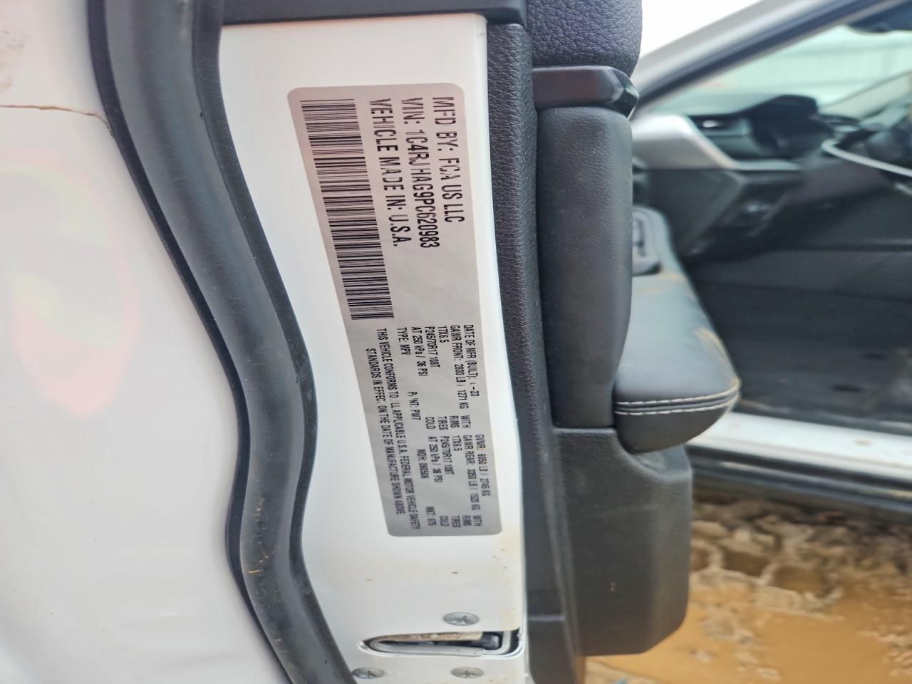 2023 Jeep Grand Cherokee Laredo