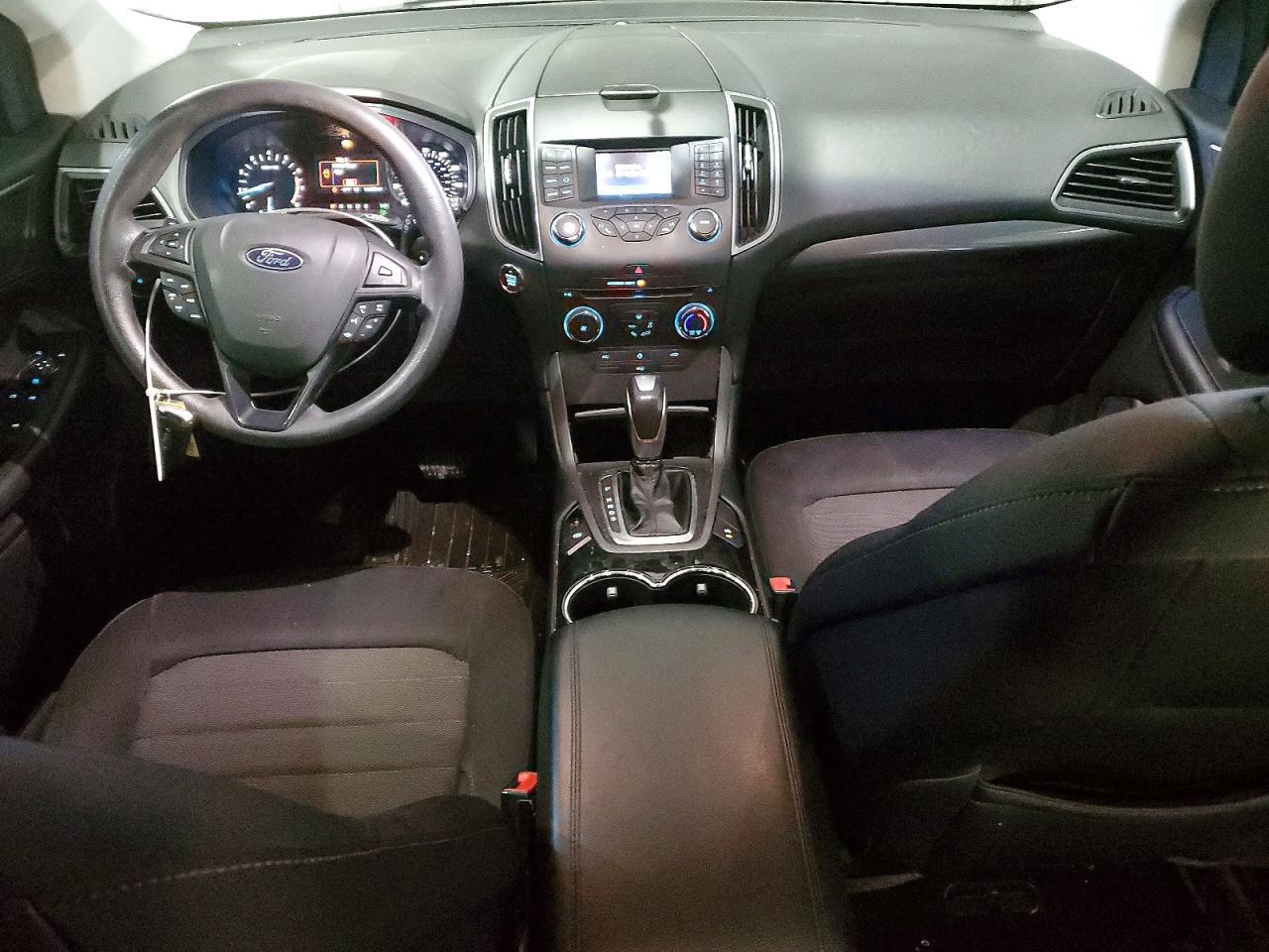 2018 Ford Edge se