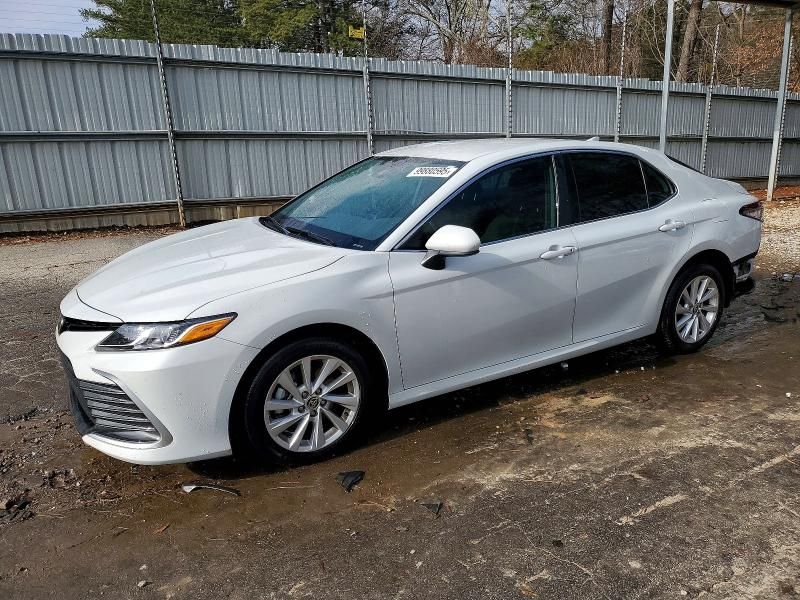 2023 Toyota Camry le
