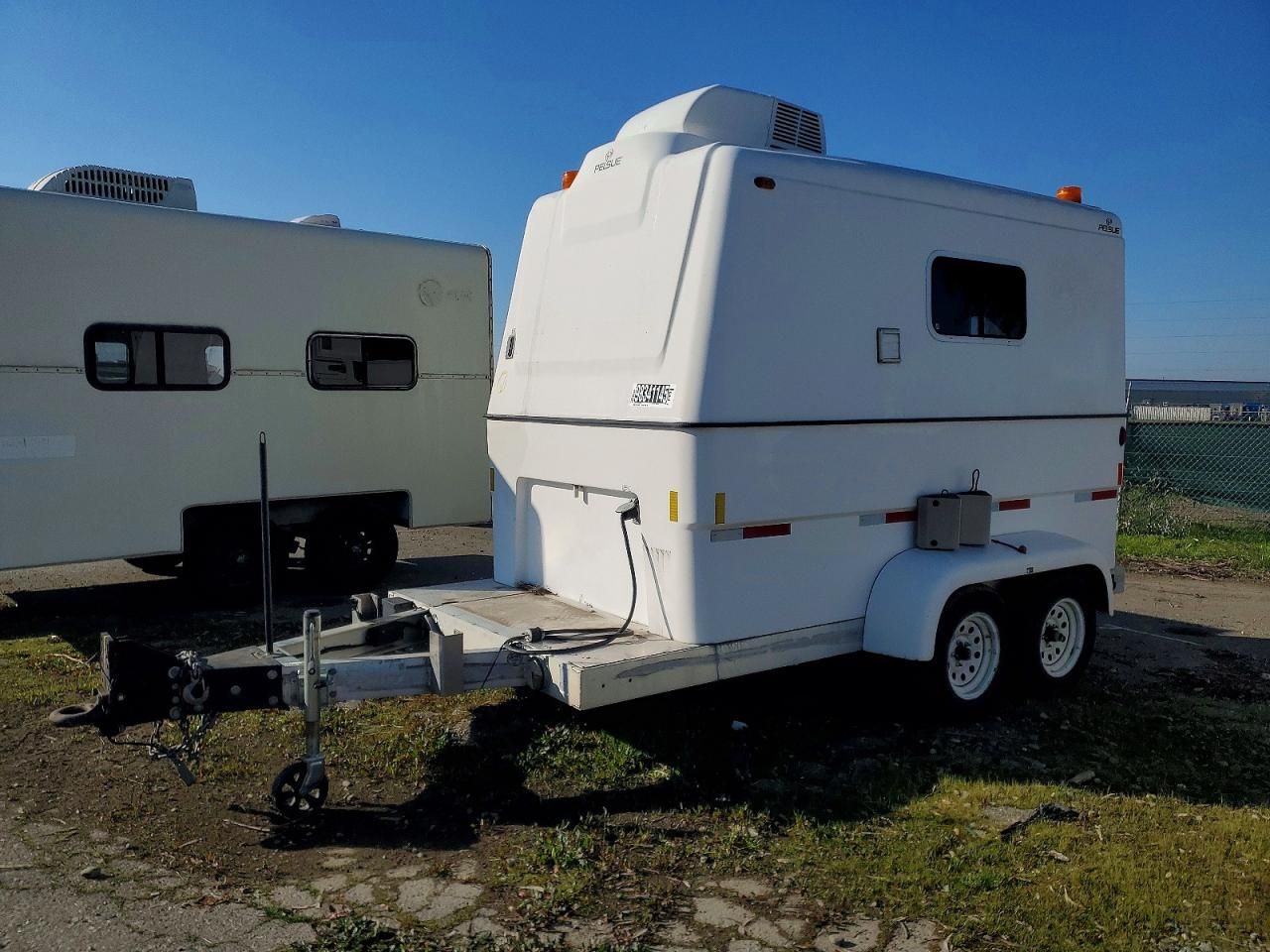 2016 Pelsue Trailer-Fiber Optic Trailer