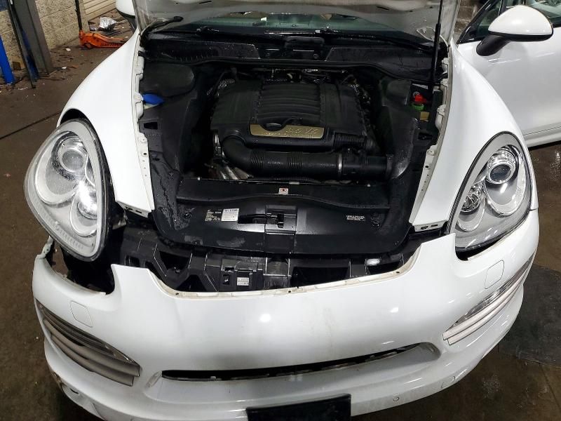 2014 Porsche Cayenne