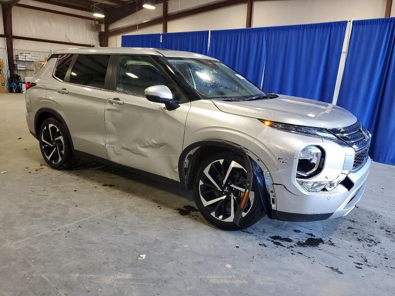 2024 Mitsubishi Outlander se