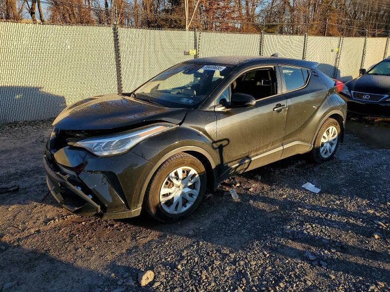 2021 Toyota C-hr xle
