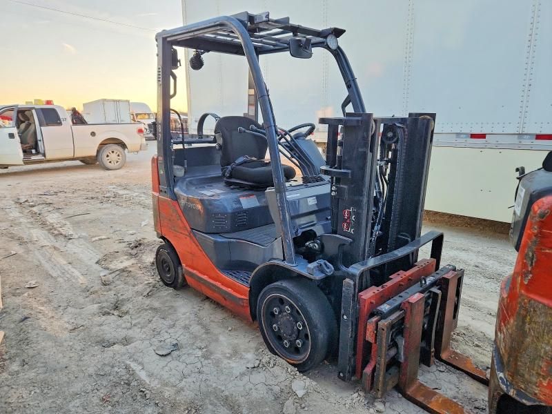 2014 Toyt Forklift