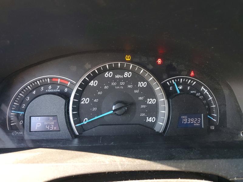 2012 Toyota Camry le