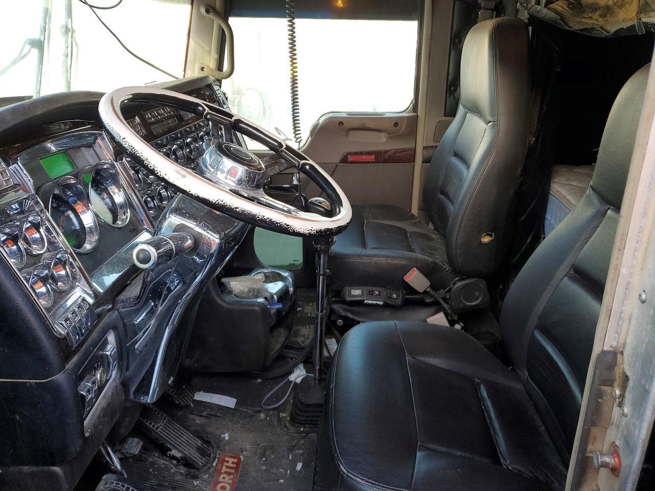 2023 Kenworth W900-Van Cab AND Chassis