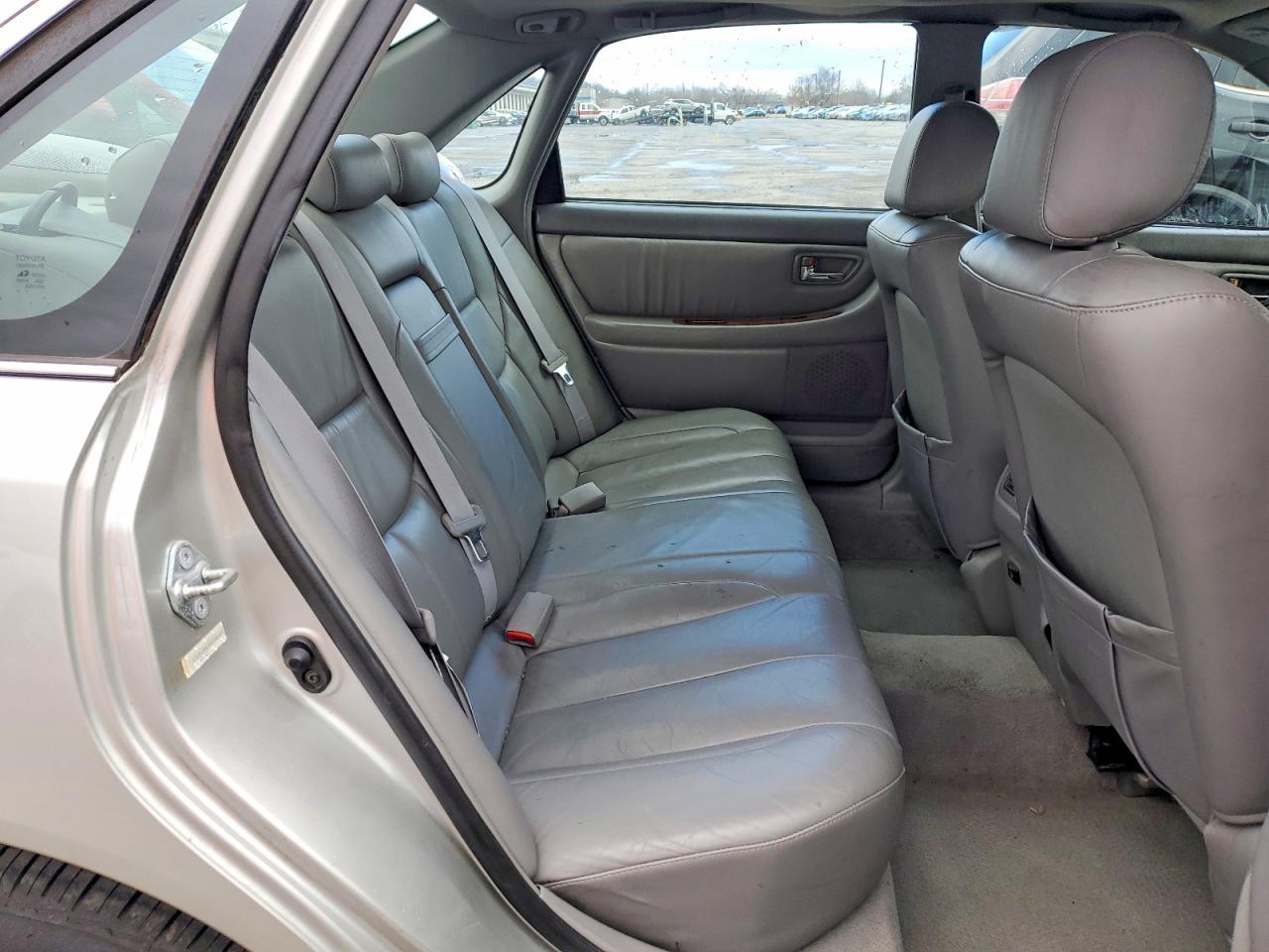 2004 Toyota Avalon xl