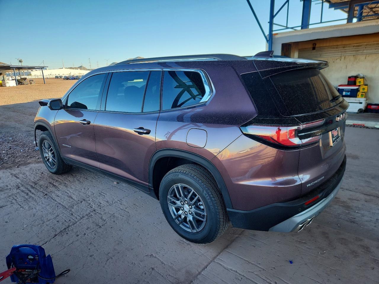 2025 GMC Acadia Elevation