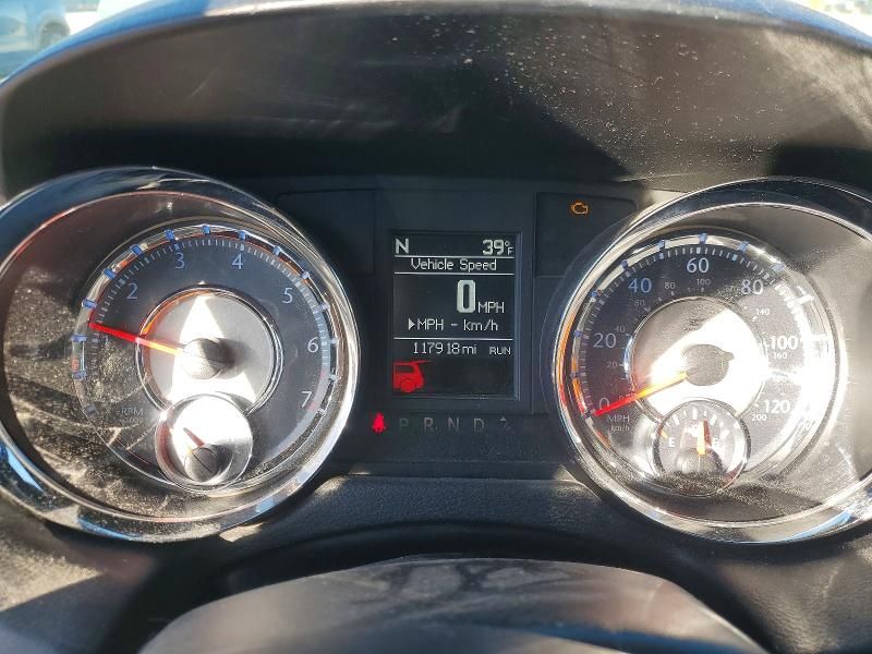 2015 Chrysler Town & Country s