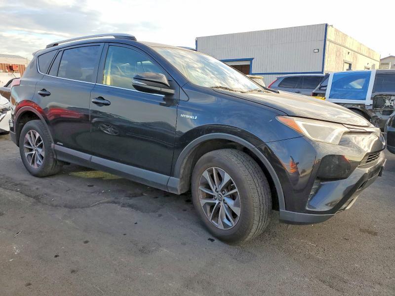 2018 Toyota Rav4 hv le