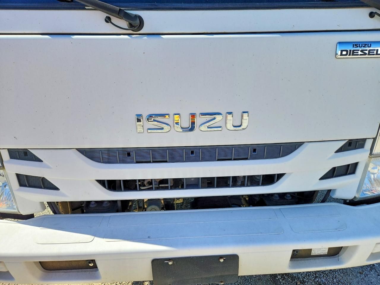 2016 Isuzu NRR BOX Truck