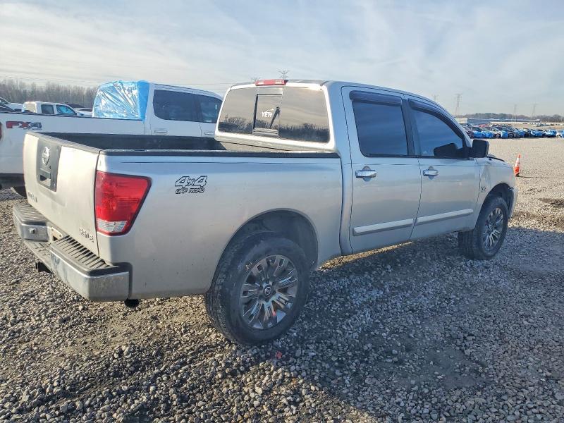 2004 Nissan Titan xe