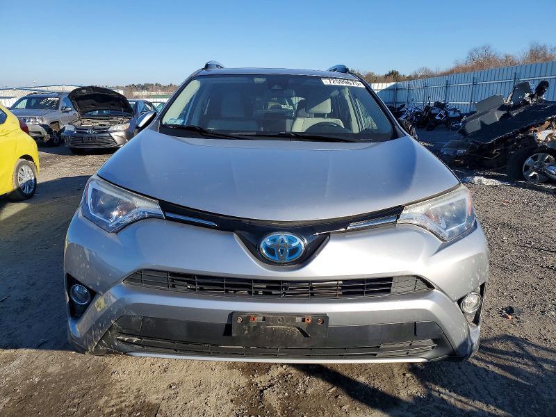 2017 Toyota Rav4 hv le