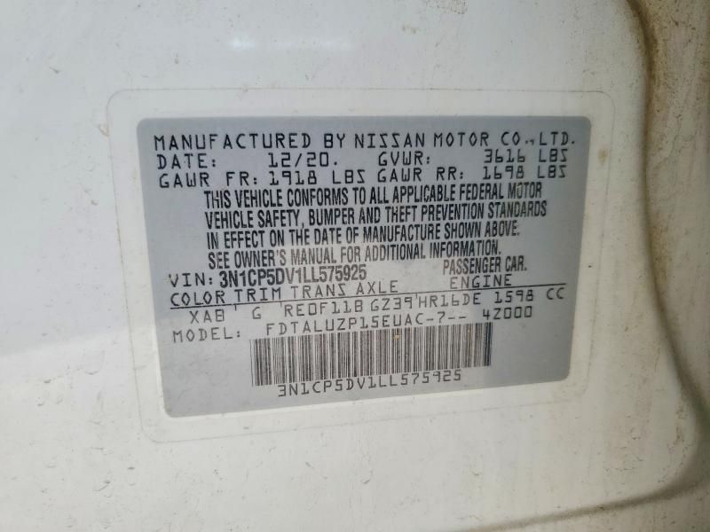 2020 Nissan Kicks sr