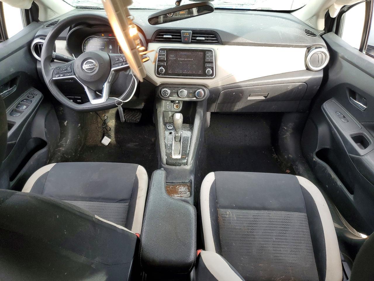 2020 Nissan Versa sv