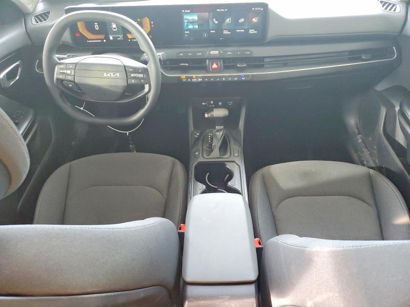 2025 KIA K4 lx