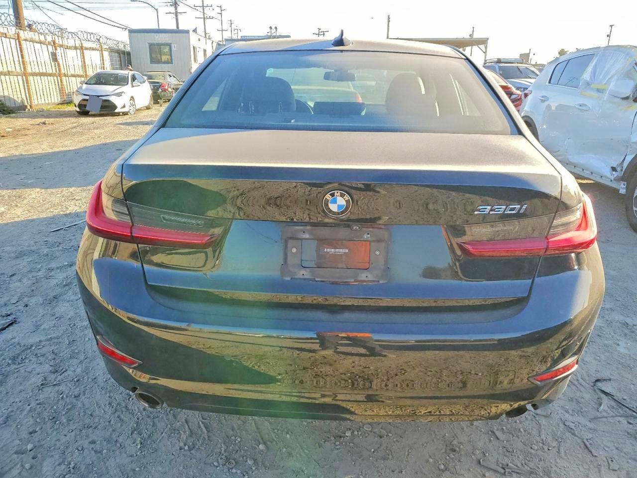2021 BMW 330i