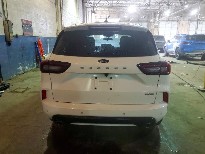 2024 Ford Escape st Line