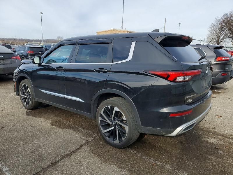 2023 Mitsubishi Outlander se