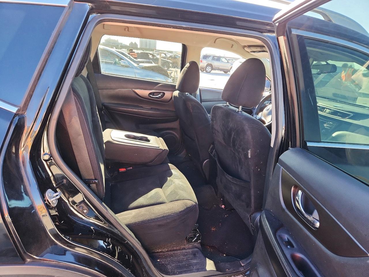 2014 Nissan Rogue s