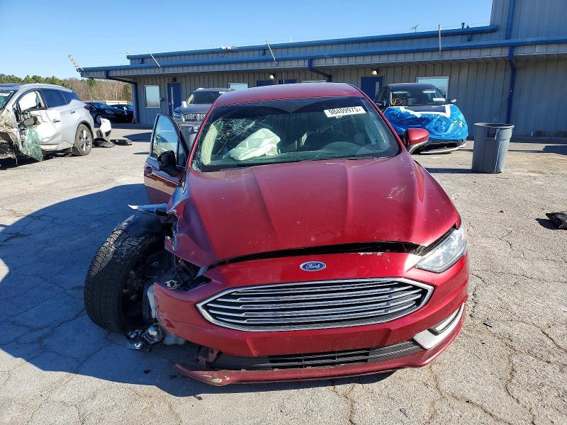2018 Ford Fusion se